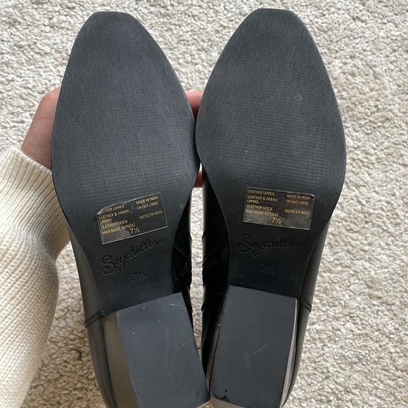 Seychelles Leather black heeled booties - Picture 3 of 3